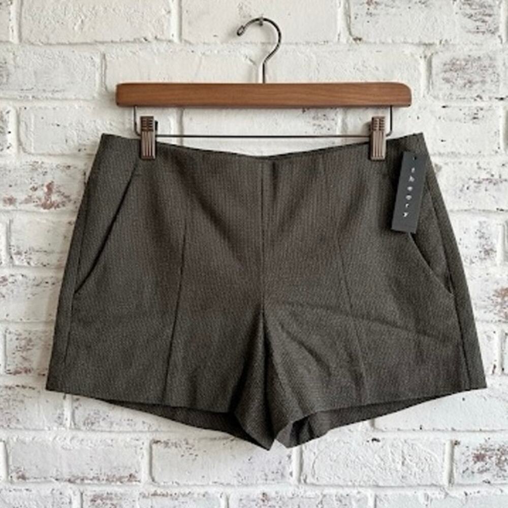Theory Quiet Luxury Tweed Tailored Shorts Size 4 NWT Charcoal Gray Wool Blend